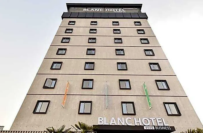 Hotel Blanc Business 2*